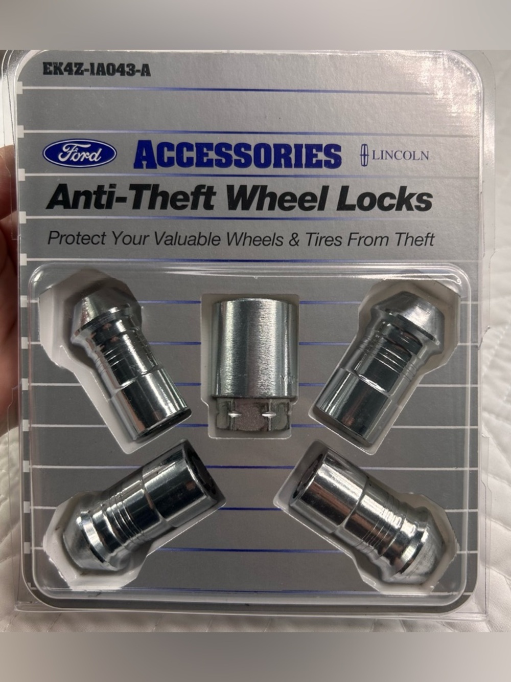 Ford Accessories Anti-Theft Wheel Locks in Chrome EK4Z-1A043-A
